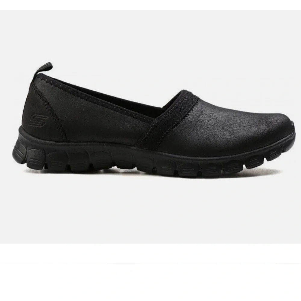 SKECHERS BLACK CASUAL WALKING SNEAKER